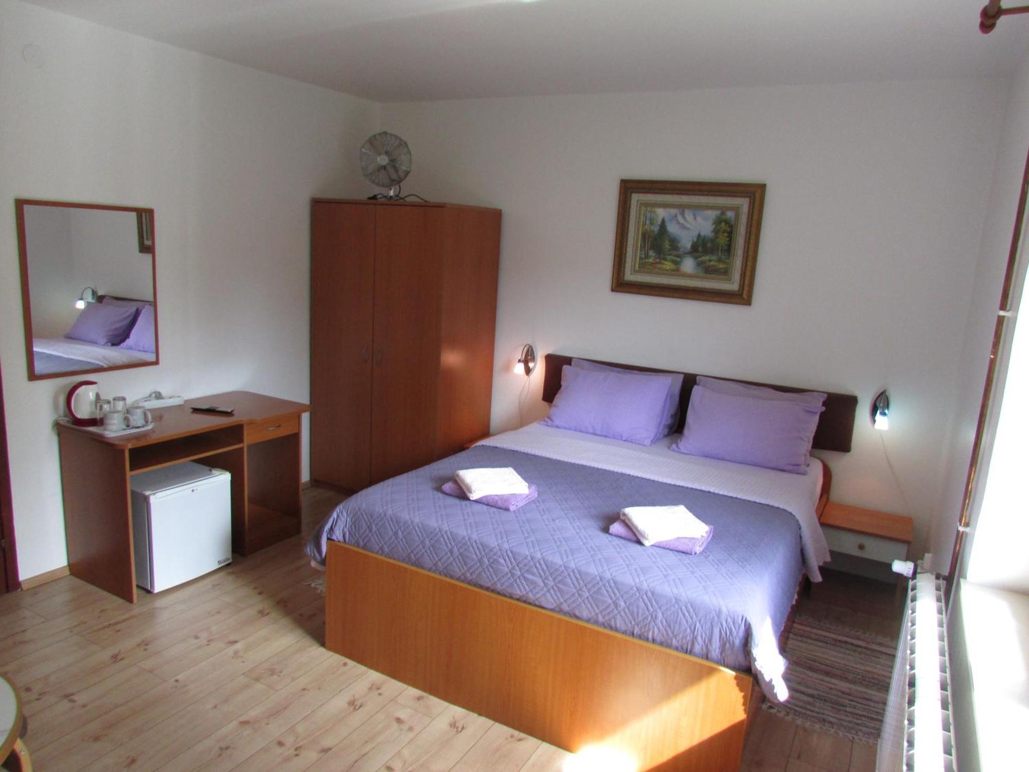 House Nenad Otel Plitvička Jezera Dış mekan fotoğraf