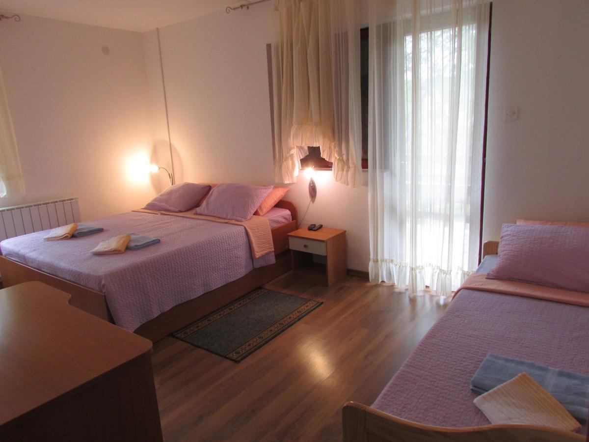 House Nenad Otel Plitvička Jezera Dış mekan fotoğraf